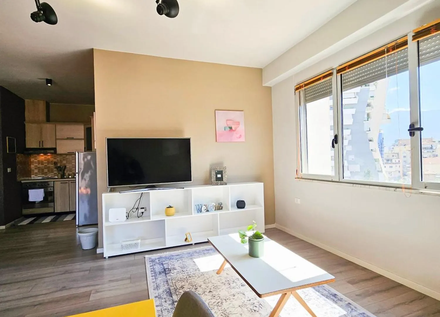 Modern Flat In Tirana Center Διαμέρισμα